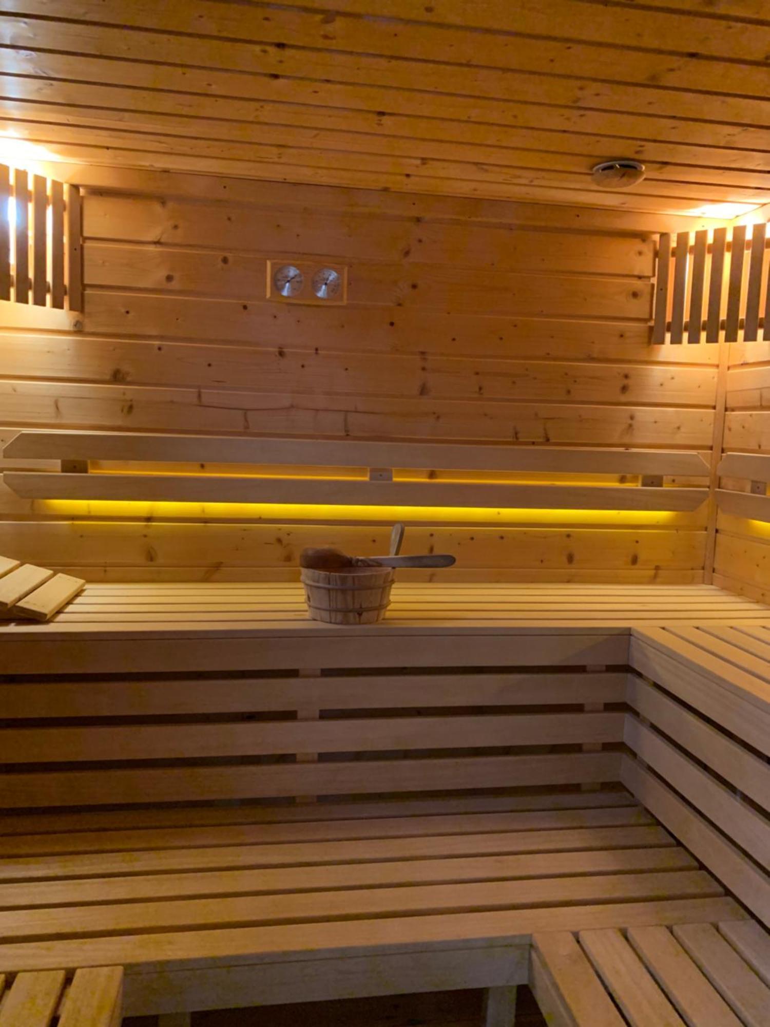 Domek Arkasasino Z Jacuzzi Exterior photo